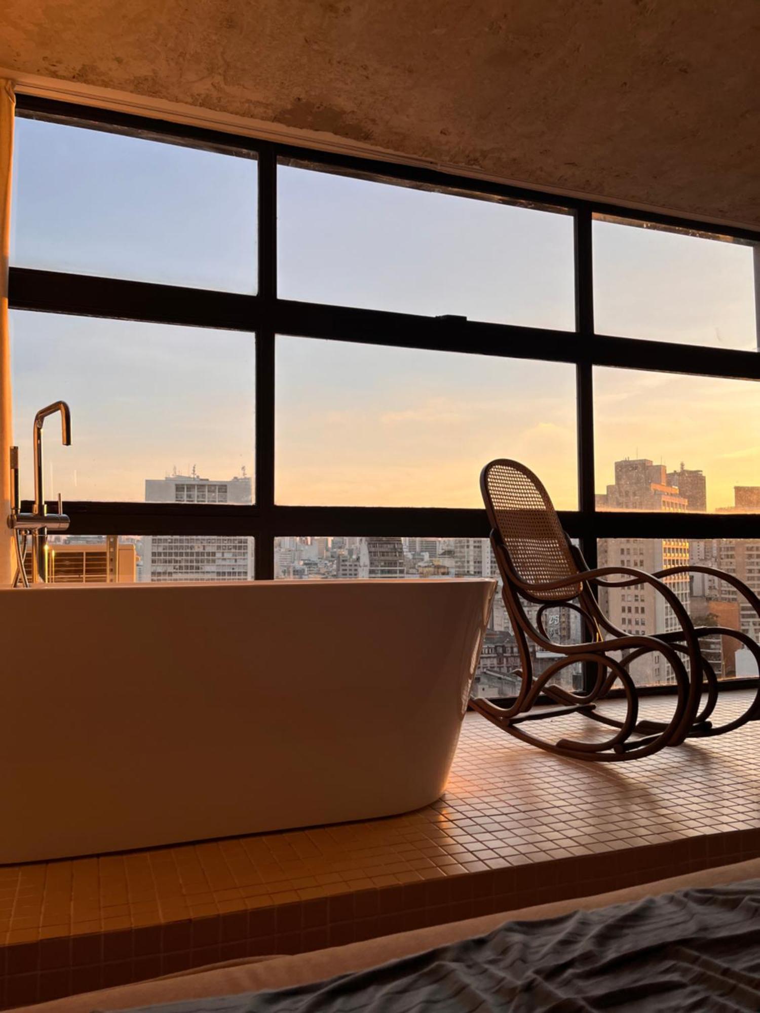 Apartamento Alto 26-mirante Luxuoso Com Banheira No Centro Sp *